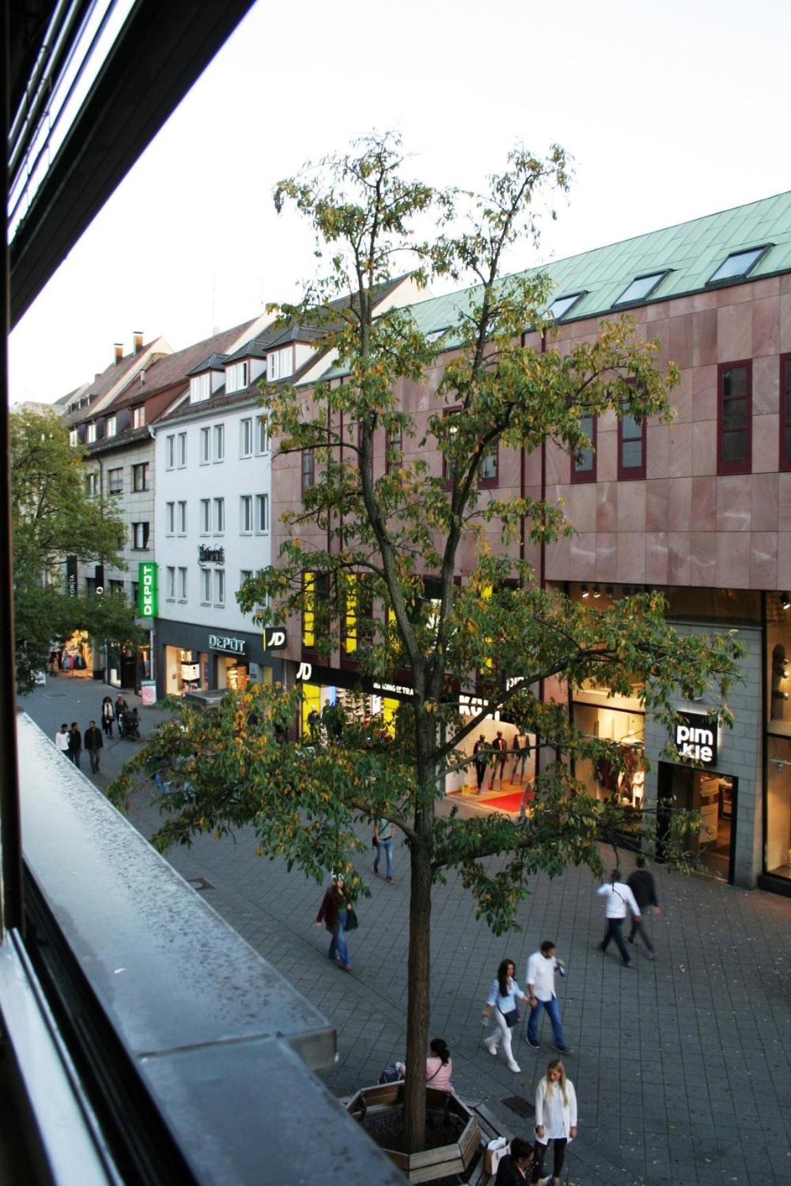 Central Apartment Nuernberg Екстериор снимка